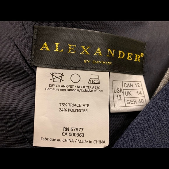 Worn once Size 12 Mother of the Bride Gown! - Picture 5 of 7